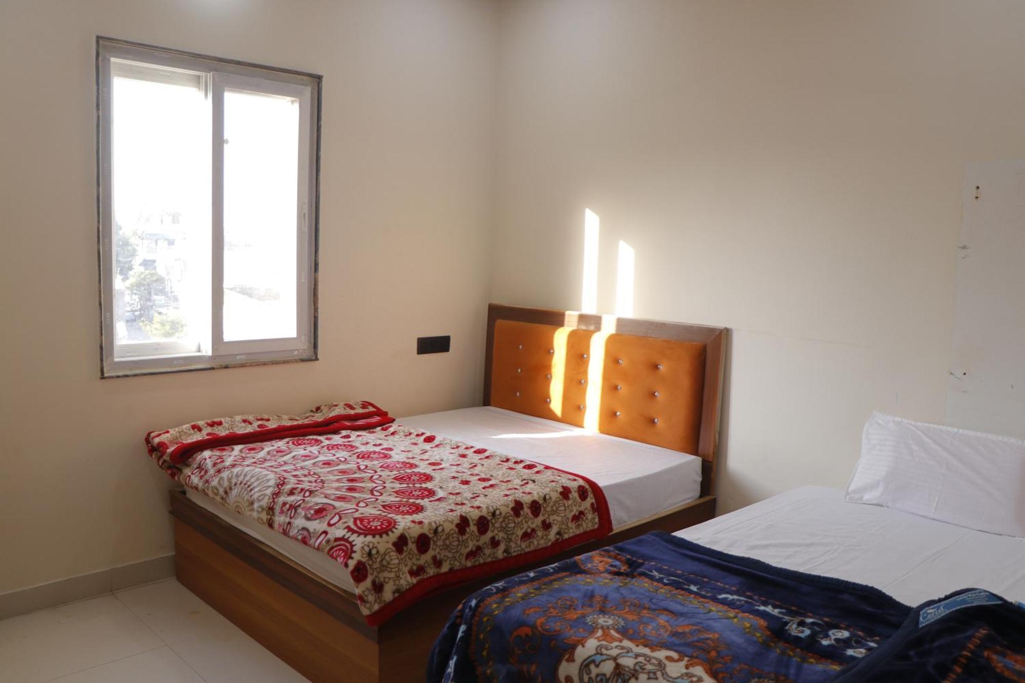 Dolphin Guest House Mathura Zewnętrze zdjęcie